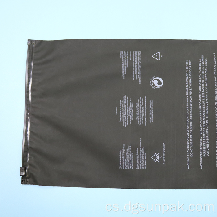 GRS recyklované tašky na balení oděvů na zip